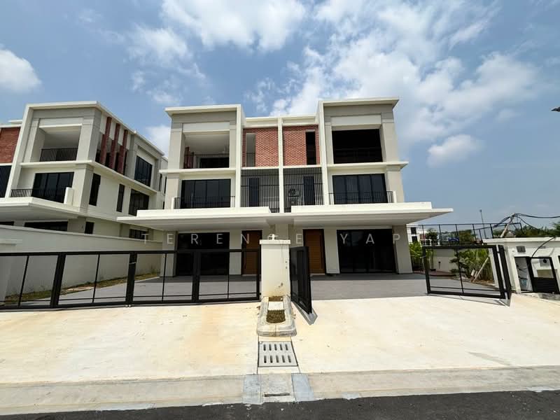 Semi-Detached House for Sale in Bandar Bukit Puchong (Puchong) - Terence Yap - Exterior - PropertyGuru.com.my