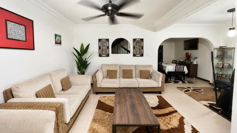 Rumah Teres 2-Tingkat untuk Dijual di Petaling Jaya (Selangor) - Muhammad Amerul - Living Room - PropertyGuru.com.my