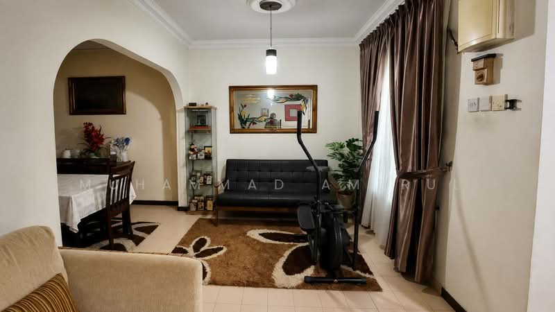 Rumah Teres 2-Tingkat untuk Dijual di Petaling Jaya (Selangor) - Muhammad Amerul - Living Room - PropertyGuru.com.my