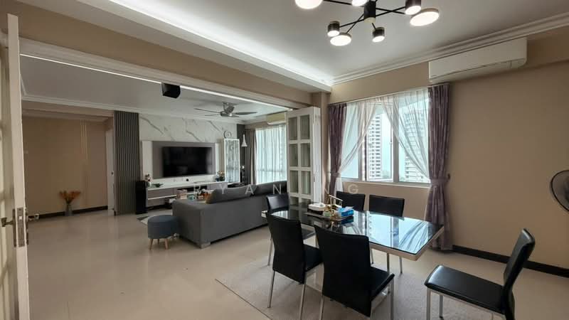 Kondominium untuk Dijual di Straits Regency - Ryan Ng - Living Room - PropertyGuru.com.my