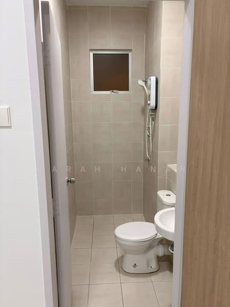 Kondominium untuk Disewa di Residensi Adelia 4 - Farah Hanan - Bathroom - PropertyGuru.com.my