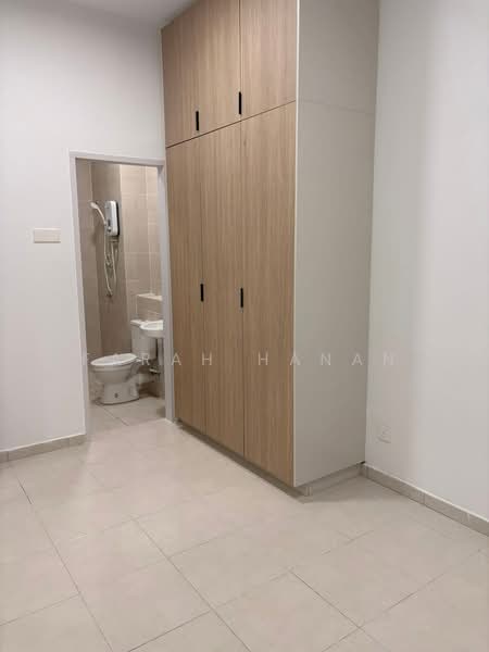 Kondominium untuk Disewa di Residensi Adelia 4 - Farah Hanan - Bathroom - PropertyGuru.com.my