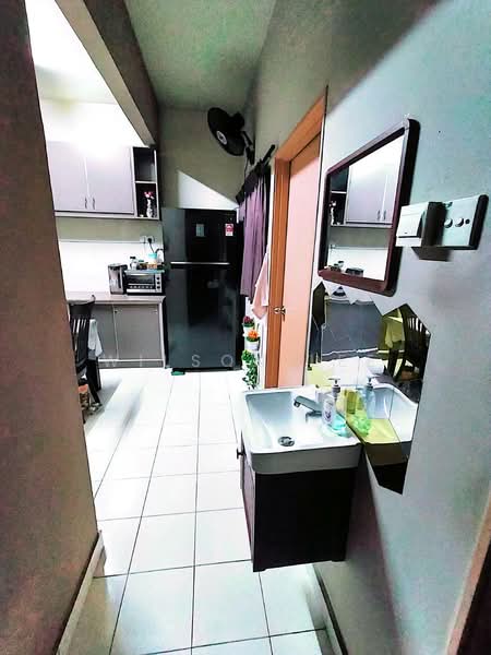 Rumah Teres 2-Tingkat untuk Dijual di Puchong (Selangor) - Wilson Lee - Kitchen - PropertyGuru.com.my