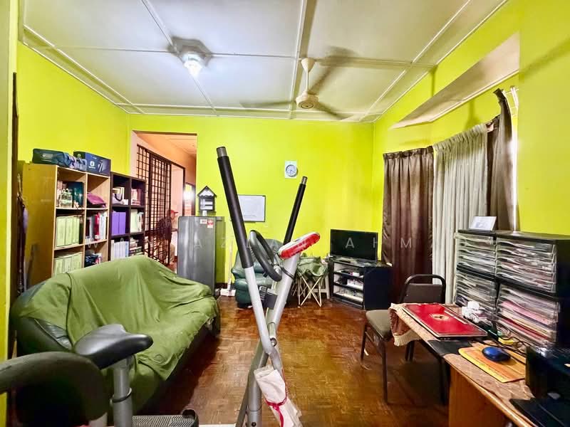 2-storey Terraced House for Sale in Seksyen 1 Bandar Baru Bangi (Bandar Baru Bangi) - Wan Azlan Ahmad - PropertyGuru.com.my