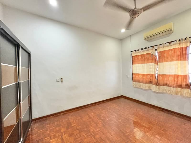 Rumah Teres 2-Tingkat untuk Disewa di Taman Johor Jaya (Johor Bahru) - Li Wei - PropertyGuru.com.my