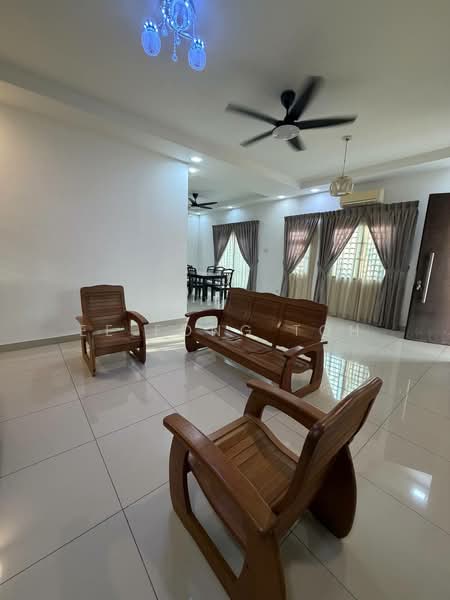 2-storey Terraced House for Sale in Taman Seri Austin (Tebrau) - Ee Fong Toh - Living Room - PropertyGuru.com.my