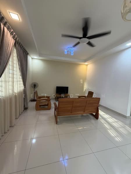 2-storey Terraced House for Sale in Taman Seri Austin (Tebrau) - Ee Fong Toh - Living Room - PropertyGuru.com.my