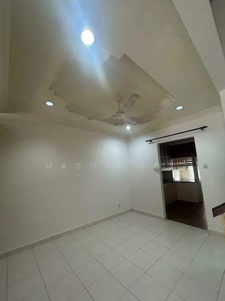 2-storey Terraced House for Rent in Kajang (Selangor) - Maggie Joe - Living Room - PropertyGuru.com.my