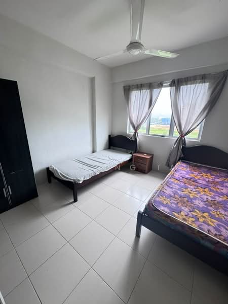Condominium for Rent at Suria @ Hijau E-Komuniti - Wei Hong Tan - Bedroom - PropertyGuru.com.my