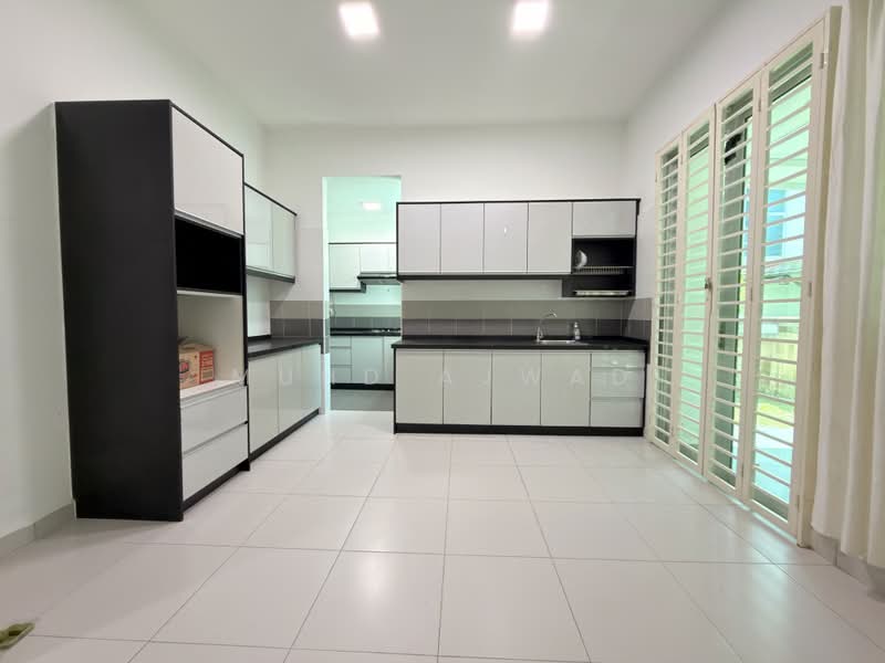 Semi-Detached House for Sale in Bandar Baru Enstek (Bandar Enstek) - Muhd Ajwad - PropertyGuru.com.my
