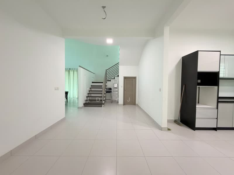 Semi-Detached House for Sale in Bandar Baru Enstek (Bandar Enstek) - Muhd Ajwad - PropertyGuru.com.my