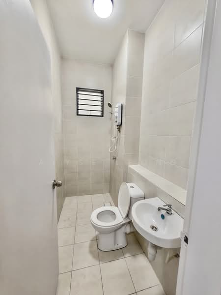 Kondominium untuk Disewa di Residensi Adelia 3 - Alyse Leong - Bathroom - PropertyGuru.com.my