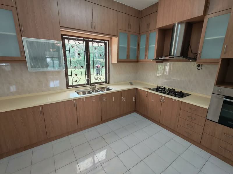 Bungalow House for Sale in Leisure Farm (Gelang Patah) - Catherine Law - Kitchen - PropertyGuru.com.my