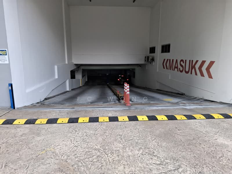 Office for Rent in Bandar Puteri Puchong (Puchong) - FC Wong - PFCC 2 Office Tower Car Park - PropertyGuru.com.my