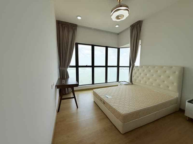 Condominium for Rent at Lovell @ Country Garden Danga Bay - Ryan Lim - Bedroom - PropertyGuru.com.my