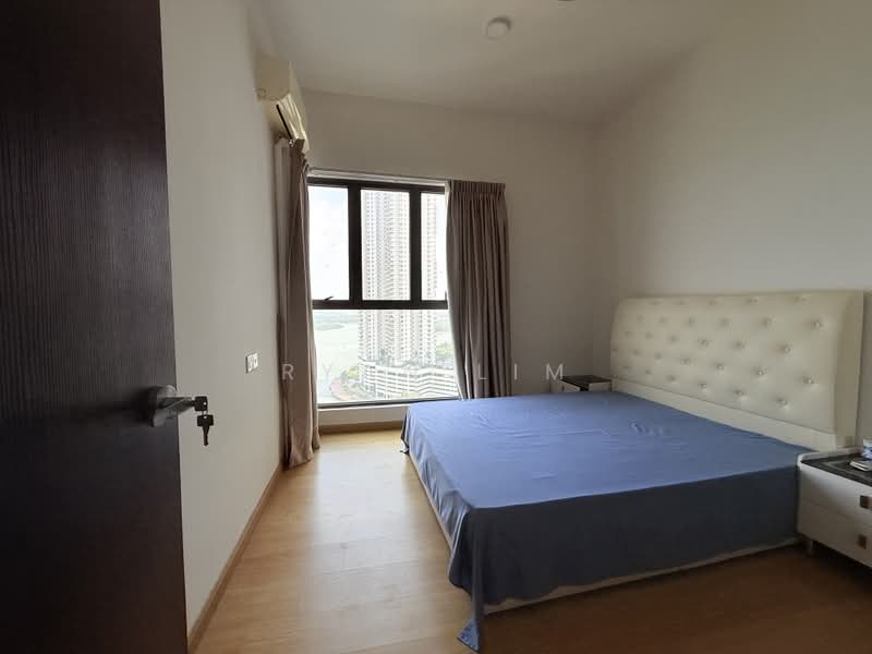 Condominium for Rent at Lovell @ Country Garden Danga Bay - Ryan Lim - Bedroom - PropertyGuru.com.my