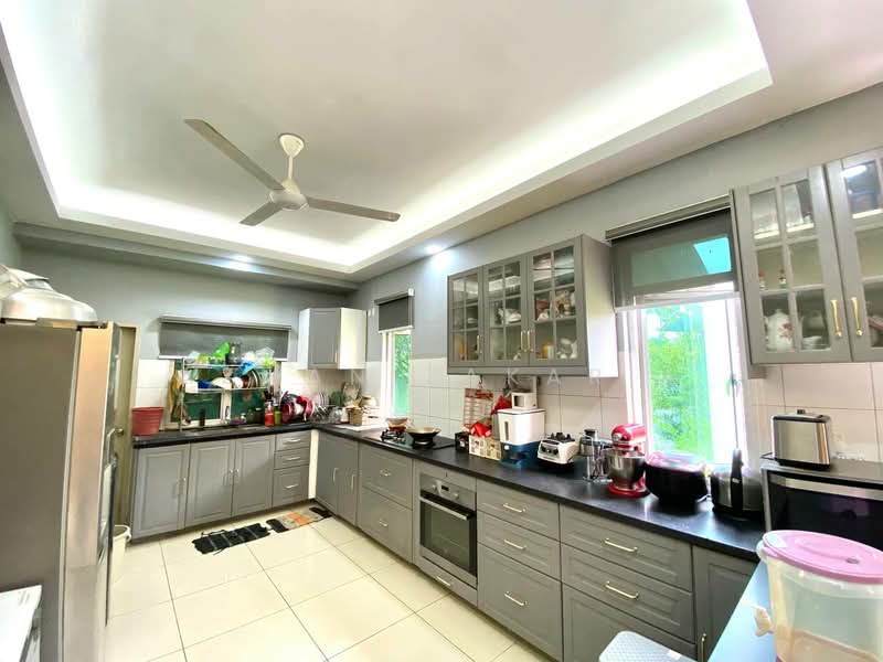 2-storey Terraced House for Sale in Bandar Rimbayu (Telok Panglima Garang) - AZMAN ZAKARIA - Kitchen - PropertyGuru.com.my