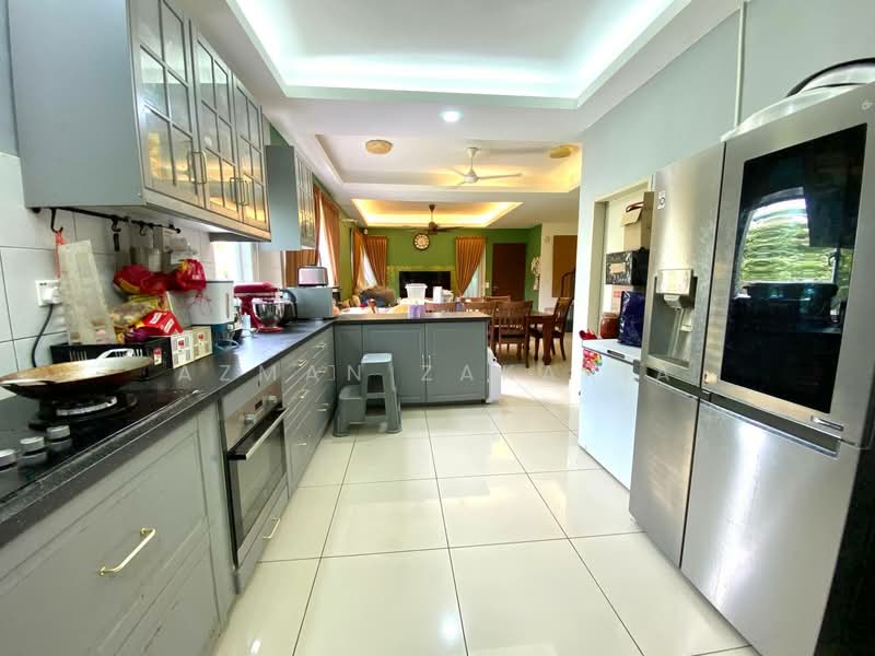 2-storey Terraced House for Sale in Bandar Rimbayu (Telok Panglima Garang) - AZMAN ZAKARIA - Kitchen - PropertyGuru.com.my