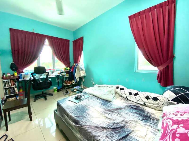 2-storey Terraced House for Sale in Bandar Rimbayu (Telok Panglima Garang) - AZMAN ZAKARIA - Bedroom - PropertyGuru.com.my