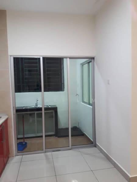 Kediaman Servis untuk Dijual di OUG Parklane - Jake Lim - Kitchen - PropertyGuru.com.my