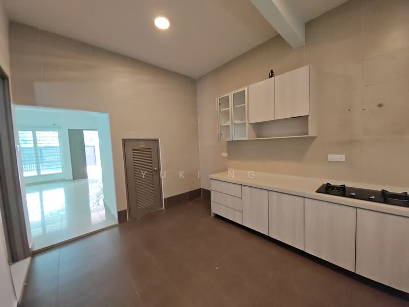 Rumah Teres 2-Tingkat untuk Dijual di Cheras (Selangor) - Yuki Ng - Kitchen - PropertyGuru.com.my