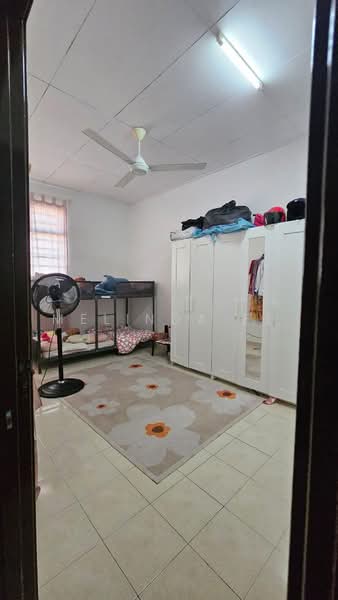 Rumah Teres 2-Tingkat untuk Dijual di Taman Bukit Dahlia (Pasir Gudang) - Melinda Ee - Bedroom - PropertyGuru.com.my