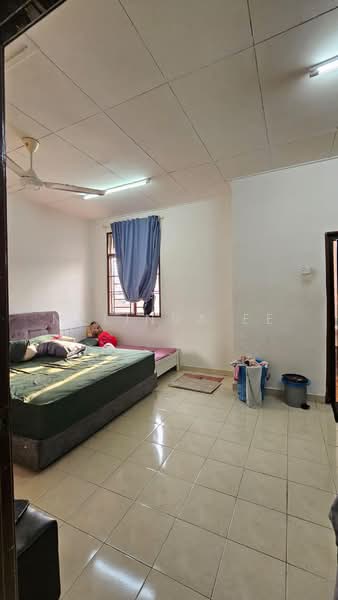 Rumah Teres 2-Tingkat untuk Dijual di Taman Bukit Dahlia (Pasir Gudang) - Melinda Ee - Bedroom - PropertyGuru.com.my