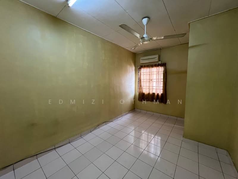 Rumah Teres untuk Dijual di Bandar Puteri Klang (Klang) - Edmizi Othman - Interior - PropertyGuru.com.my
