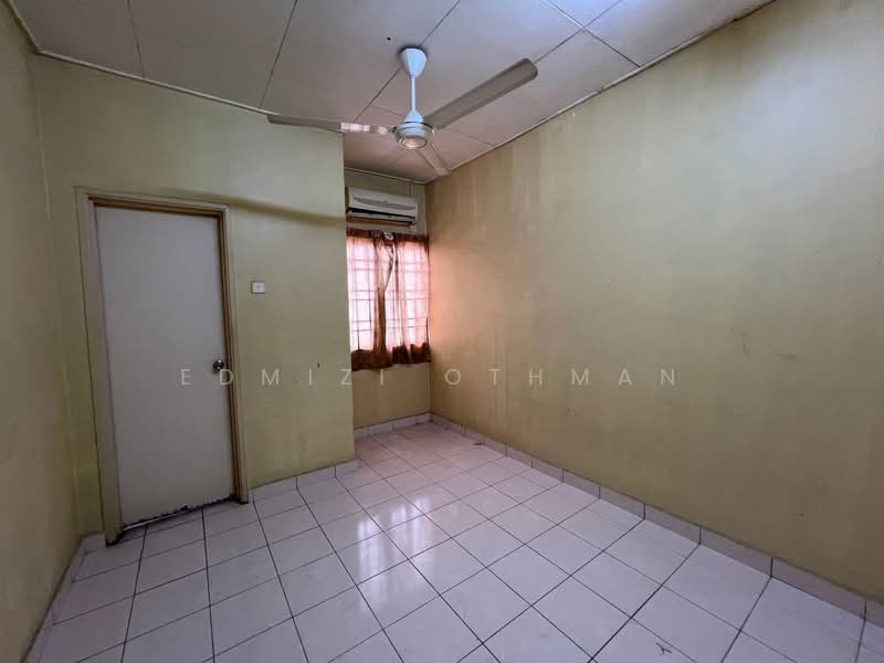 Rumah Teres untuk Dijual di Bandar Puteri Klang (Klang) - Edmizi Othman - Interior - PropertyGuru.com.my