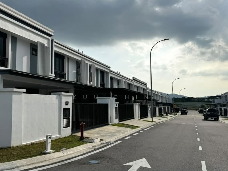 Rumah Teres 2-Tingkat untuk Dijual di Bandar Indahpura (Kulai) - Kuu Chin - Exterior - PropertyGuru.com.my