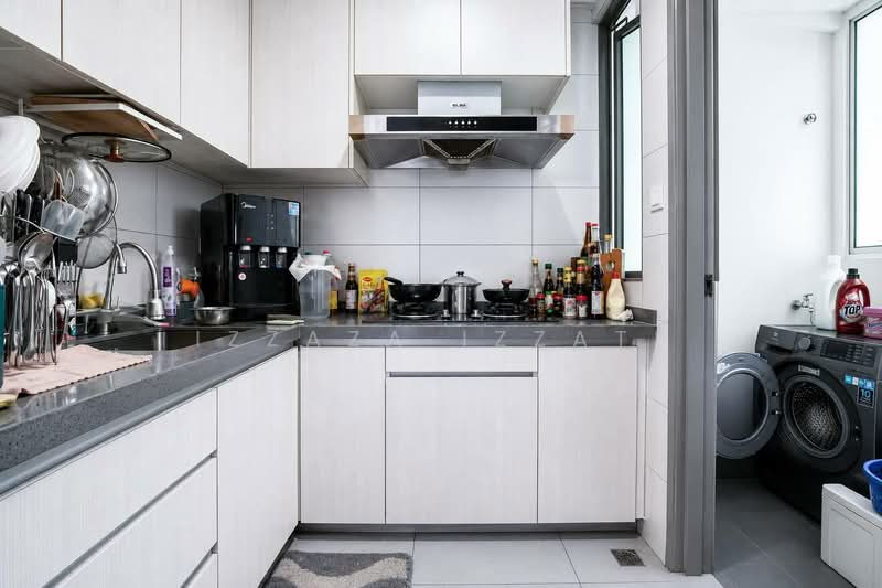 Condominium for Rent at Infiniti 3 Residences - Izzaza Izzati - Kitchen - PropertyGuru.com.my
