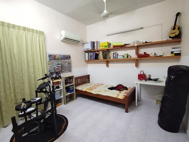 2-storey Terraced House for Sale in Bertam (Melaka) - James Yeow - Bedroom - PropertyGuru.com.my