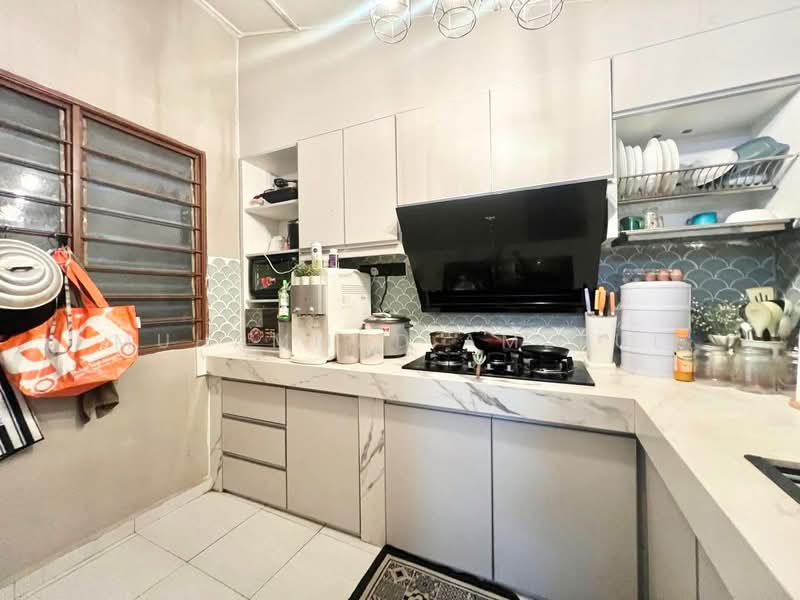 1.5-storey Terraced House for Sale in Kota Damansara (Selangor) - Muhammad Amerul - Kitchen - PropertyGuru.com.my