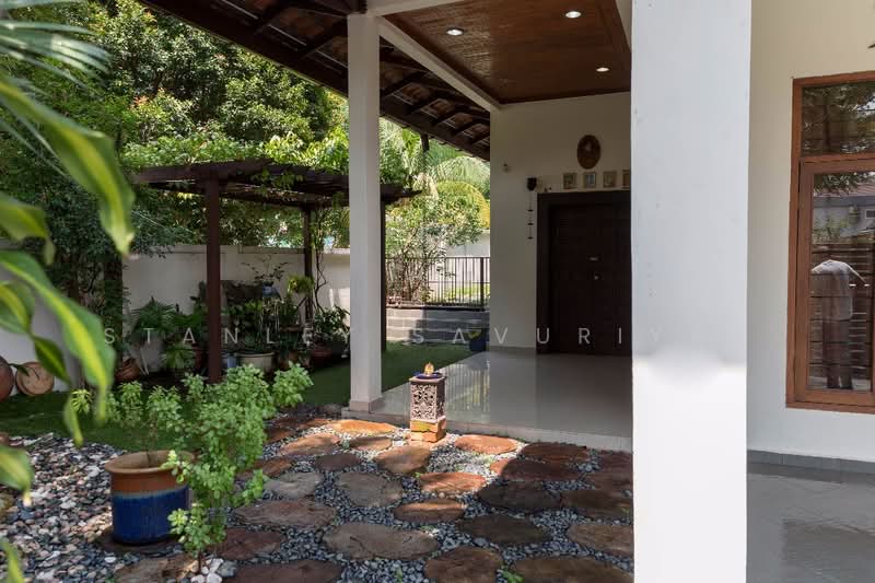Rumah Teres 2-Tingkat untuk Dijual di Taman Desa (Kuala Lumpur) - Stanley Savuriyar - Exterior - PropertyGuru.com.my