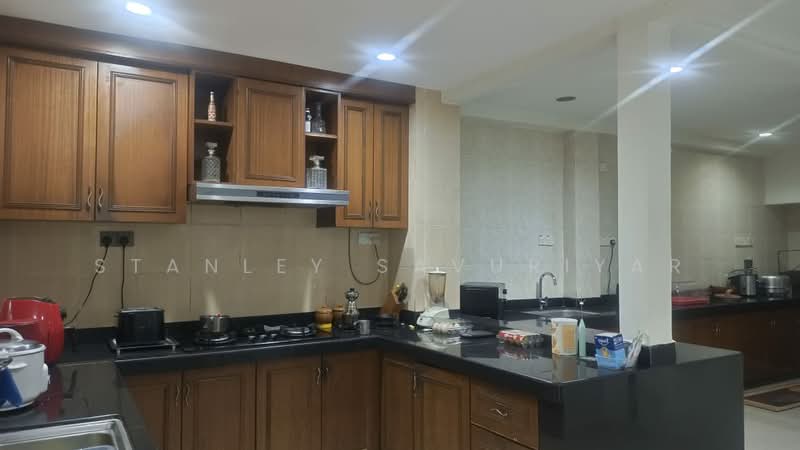 Rumah Teres 2-Tingkat untuk Dijual di Taman Desa (Kuala Lumpur) - Stanley Savuriyar - Kitchen - PropertyGuru.com.my
