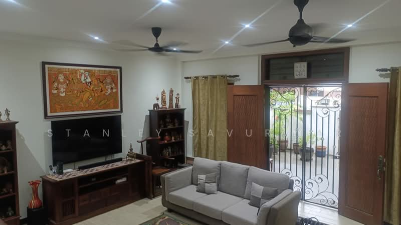 Rumah Teres 2-Tingkat untuk Dijual di Taman Desa (Kuala Lumpur) - Stanley Savuriyar - Living Room - PropertyGuru.com.my