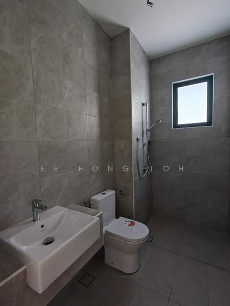 Cluster House for Sale in Eco Spring (Johor Bahru) - Ee Fong Toh - Bathroom - PropertyGuru.com.my