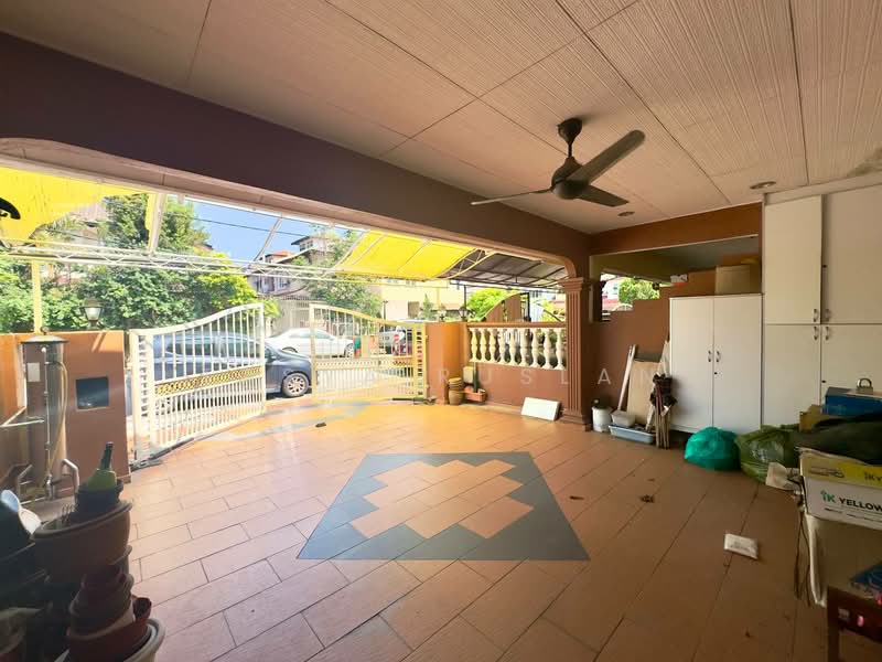 Rumah Teres 2-Tingkat untuk Dijual di Serdang Raya (Seri Kembangan) - Tasya Ruslan - PropertyGuru.com.my