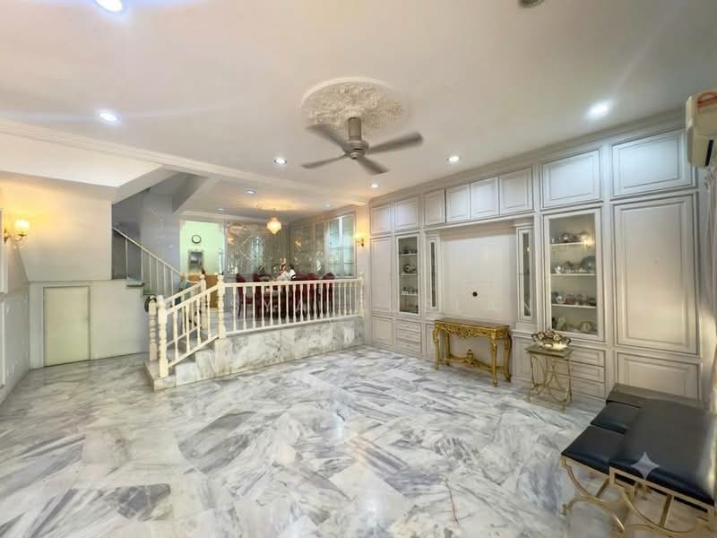 Rumah Teres 2-Tingkat untuk Dijual di Serdang Raya (Seri Kembangan) - Tasya Ruslan - PropertyGuru.com.my