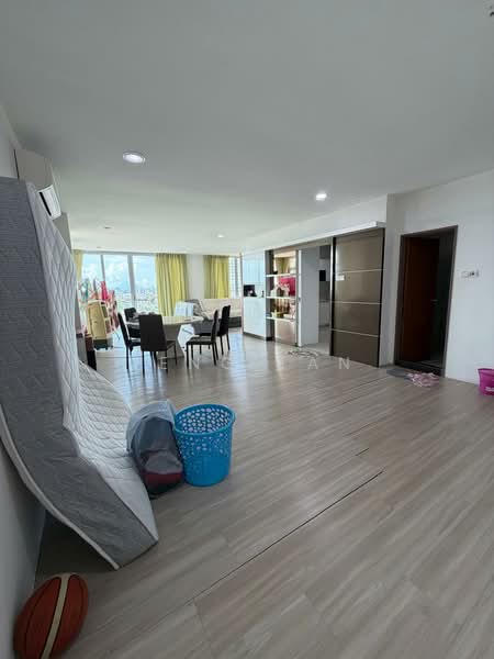 Kondominium untuk Disewa di D' Jewel - Jeno Tan - Living Room - PropertyGuru.com.my