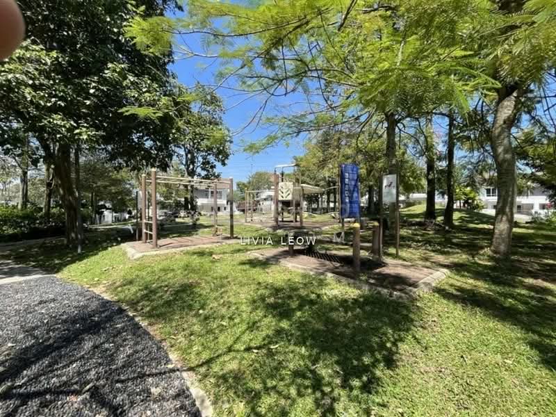 Rumah Berkembar untuk Dijual di Puchong (Selangor) - Bee Kim - Garden - PropertyGuru.com.my