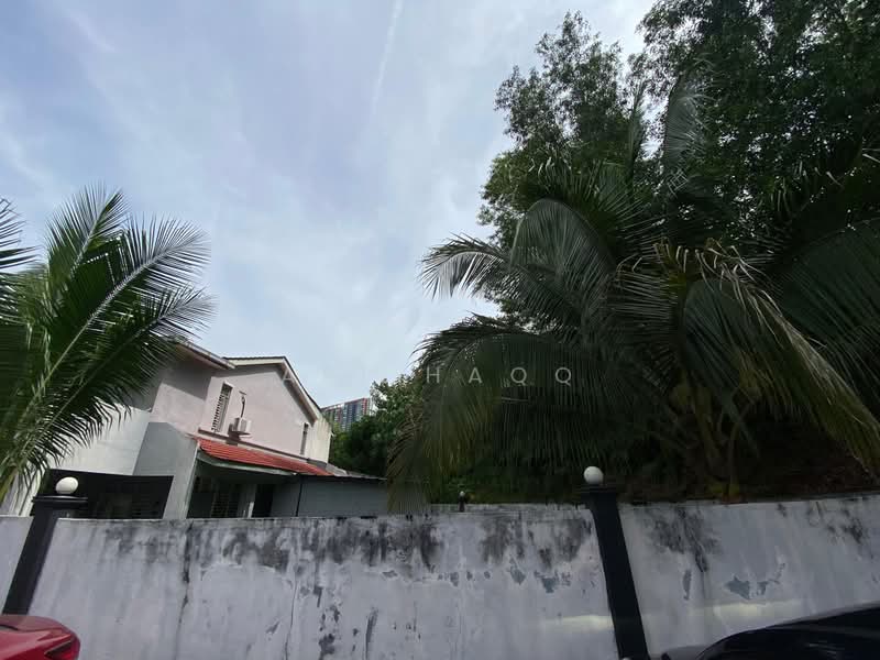 Rumah Teres 2-Tingkat untuk Dijual di Bandar Putra Permai (Seri Kembangan) - Afi Haqq - Exterior - PropertyGuru.com.my