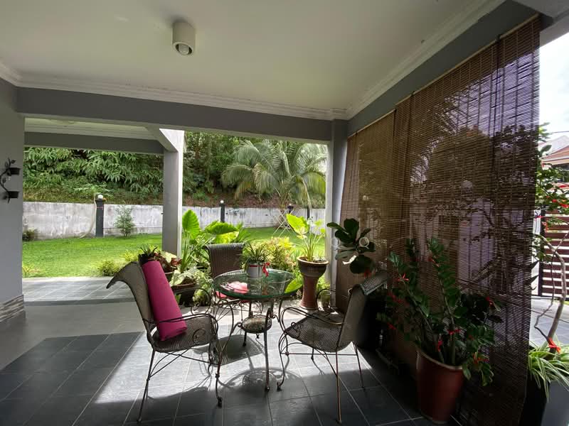 Rumah Teres 2-Tingkat untuk Dijual di Bandar Putra Permai (Seri Kembangan) - Afi Haqq - Exterior - PropertyGuru.com.my