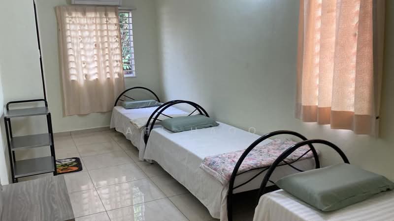 Rumah Teres 2-Tingkat untuk Dijual di Bandar Putra Permai (Seri Kembangan) - Afi Haqq - Bedroom - PropertyGuru.com.my