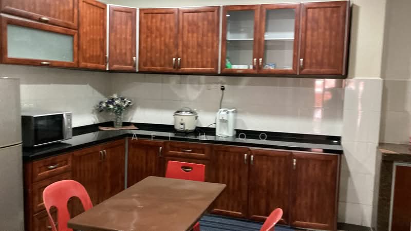 Rumah Teres 2-Tingkat untuk Dijual di Bandar Putra Permai (Seri Kembangan) - Afi Haqq - Kitchen - PropertyGuru.com.my