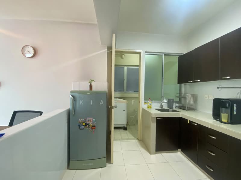 Condominium for Rent at Perdana Emerald - Kian Fei - Kitchen - PropertyGuru.com.my