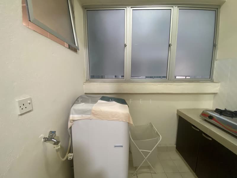 Condominium for Rent at Perdana Emerald - Kian Fei - Kitchen - PropertyGuru.com.my