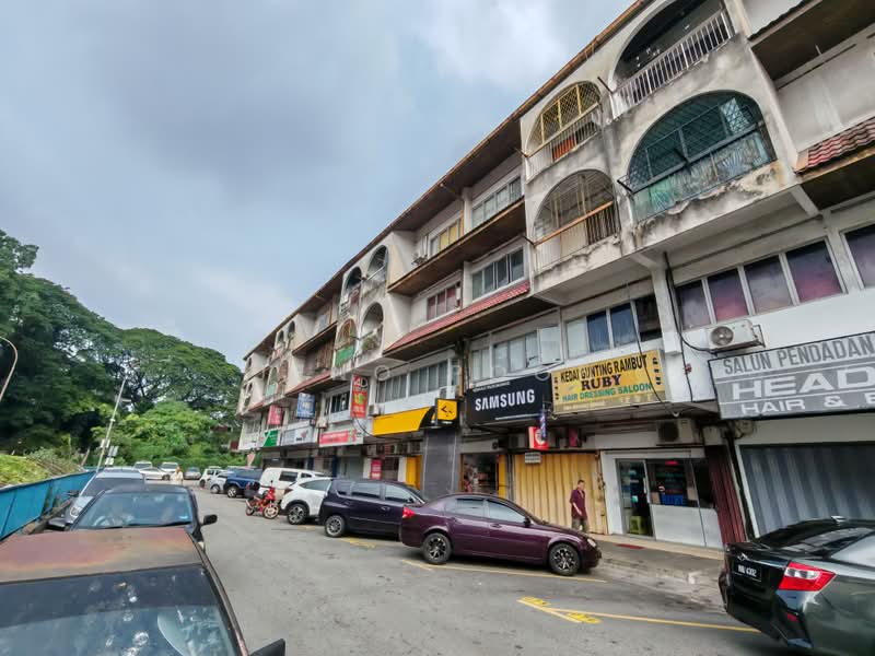 Kedai untuk Disewa di Taman United (Jalan Klang Lama (Old Klang Road)) - Jeno Poon - Exterior - PropertyGuru.com.my