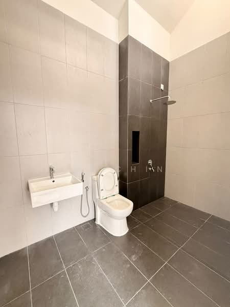 Rumah Teres 2-Tingkat untuk Dijual di Setia Eco Cascadia (Tebrau) - Kuu Chin - Bathroom - PropertyGuru.com.my
