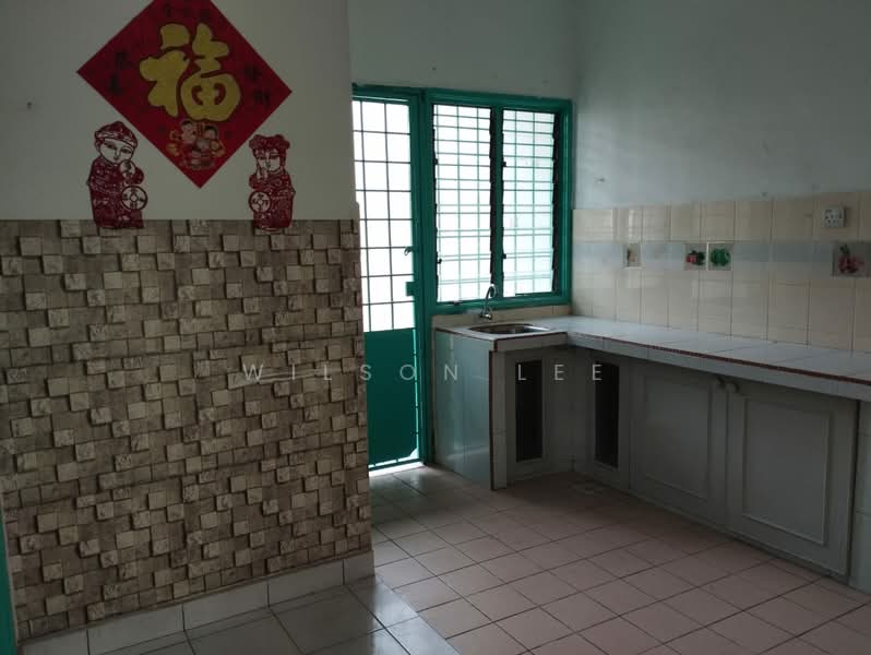 Rumah Teres 2-Tingkat untuk Dijual di Puchong (Selangor) - Wilson Lee - Kitchen - PropertyGuru.com.my